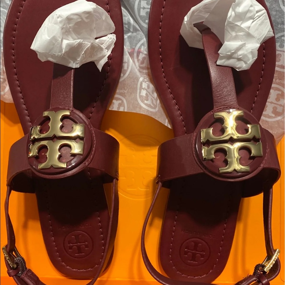NIB Tory Burch Bryce Leather Flat Thong Sandal
